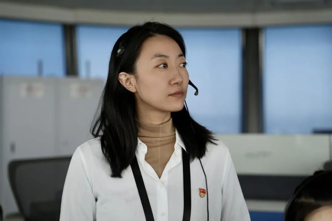 曹航在东北空管局沈阳塔台.