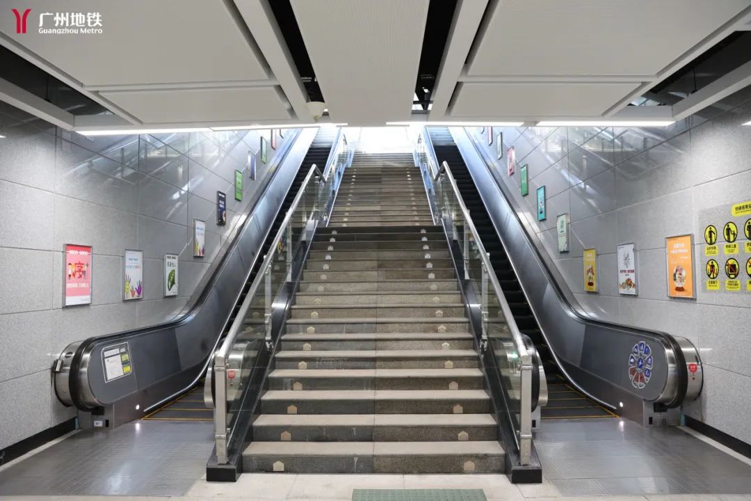 扶梯_新浪财经_新浪网