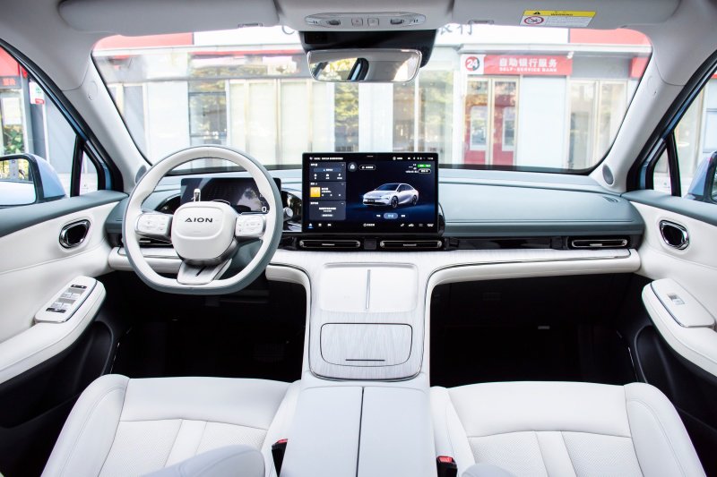埃安纯电车型一站试体验登录北京 aion s max重磅亮相-新浪汽车