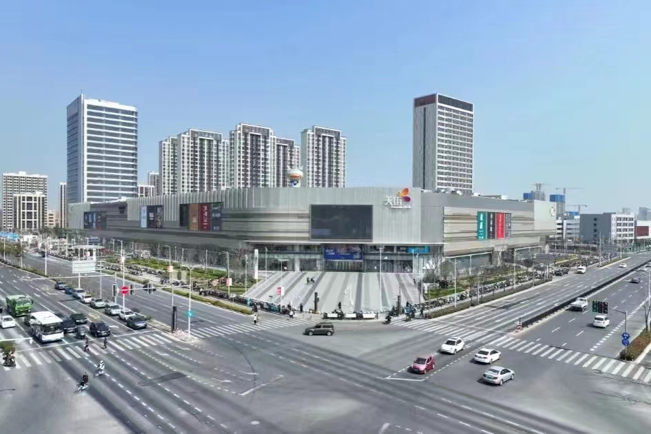 项目周边的沪金高速,金海公路,航南公路,浦星公路,大叶公路将带领居住