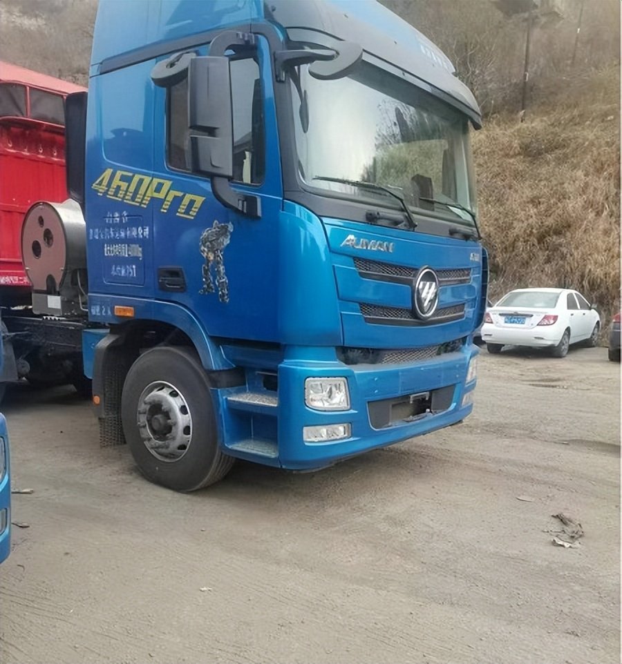 欧曼gtl460pro燃气车大队长征战煤炭运输越开越赚