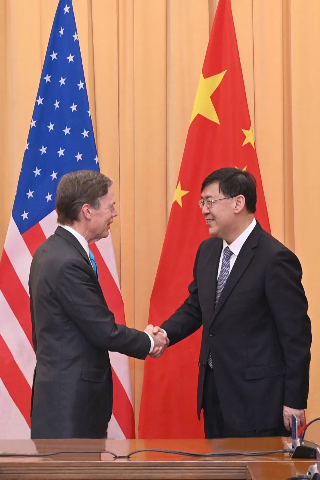 科技部部长阴和俊会见美国驻华大使伯恩斯|科技部_新浪财经_新浪网