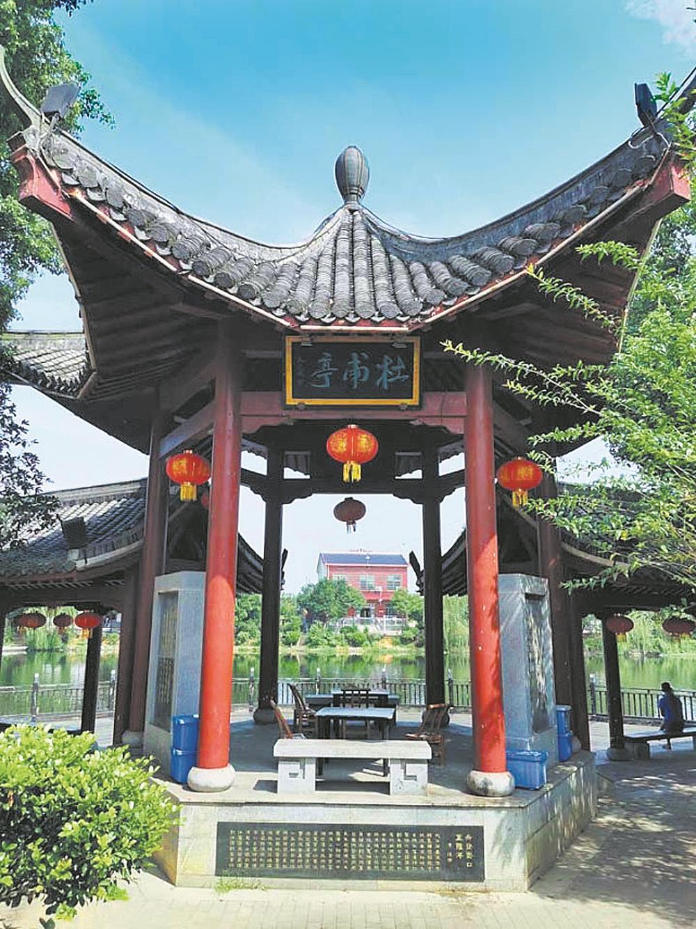 乔江边的杜甫亭  聂作平供图