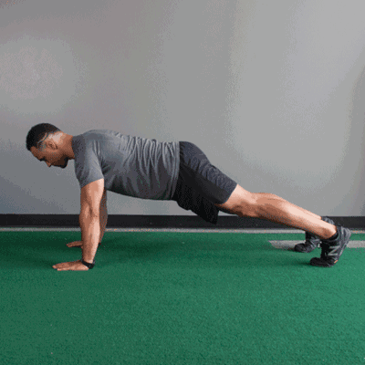 对于成年男士来说,一次性进行30个标准俯卧撑,体能素质才算是合格的