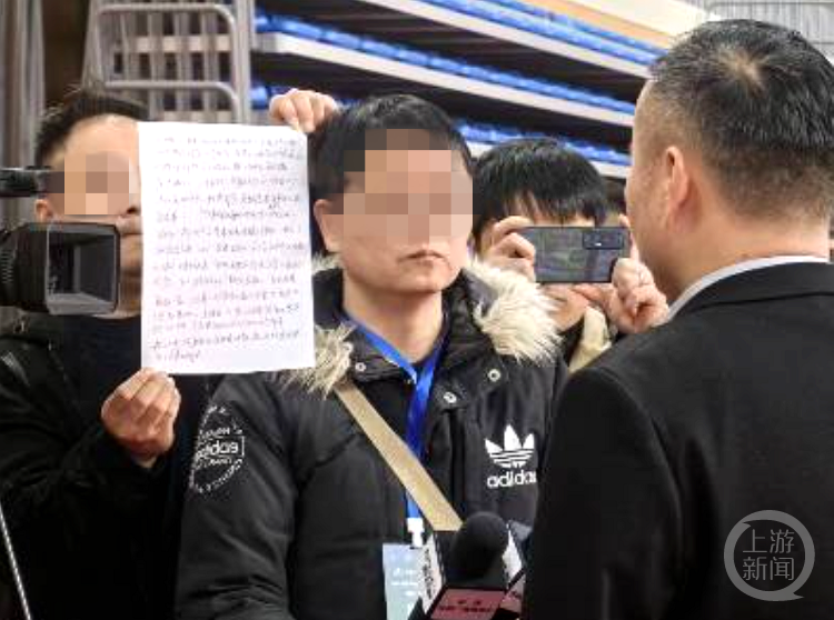 涡阳县一领导接受采访"照本宣科" 引争议,宣传部回应