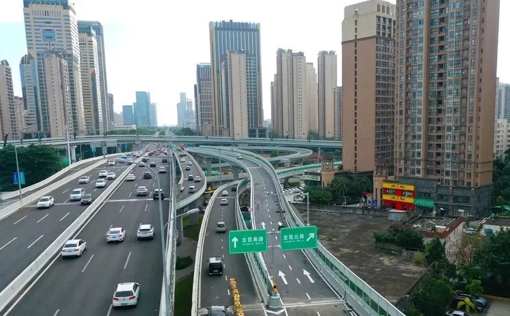 海口海秀快速路这条匝道月底通车直通南大桥龙昆北