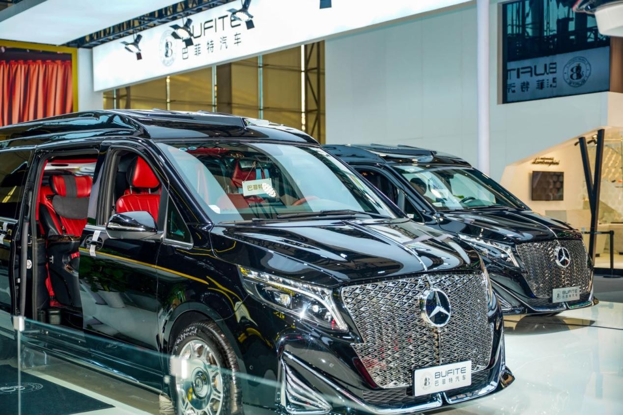 豪华车市场年度收官战落幕巴菲特汽车领跑高端mpv定制市场