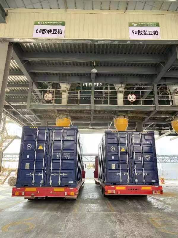 全国首款新型通风集装箱.广铁供图