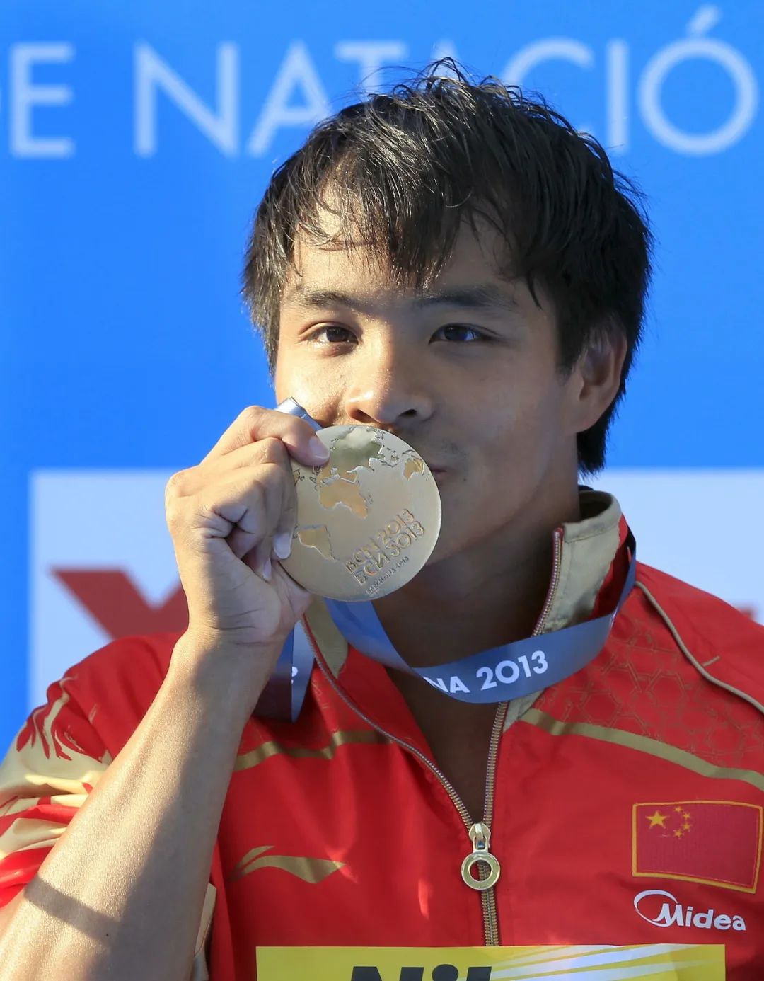 何冲多次斩获跳水世界冠军,并在2008年北京奥运会拿下三米板金牌