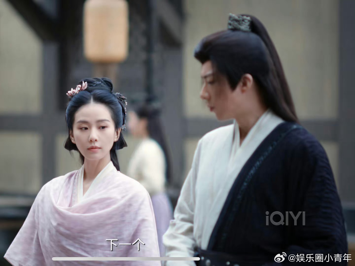 宁远舟的拼接风,有点眼熟,这是白展堂的衣服吧|同款_新浪新闻