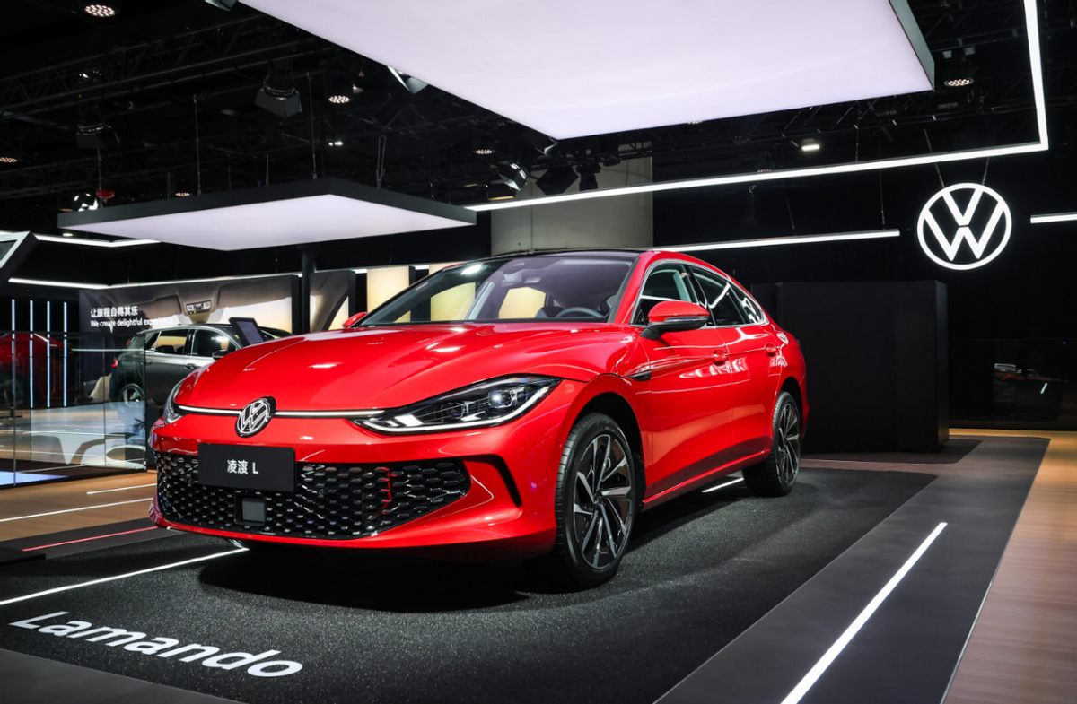 凌渡l 2024款起售不到15万,比速腾更亲民的"跑车"-新浪汽车