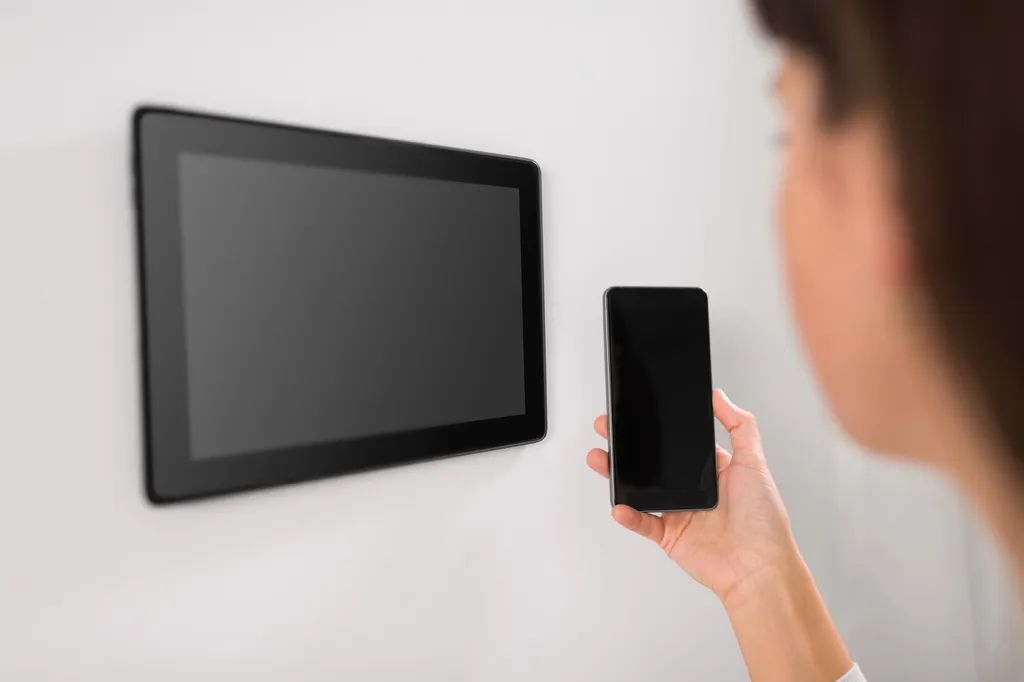 资料图:市面上的可视门铃,可实现手机查看,存储等功能.图/ic photo