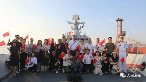 刘晓庆拒互动自比大熊猫，王婆神回复撕下体面！v4.9.8 官方安卓版