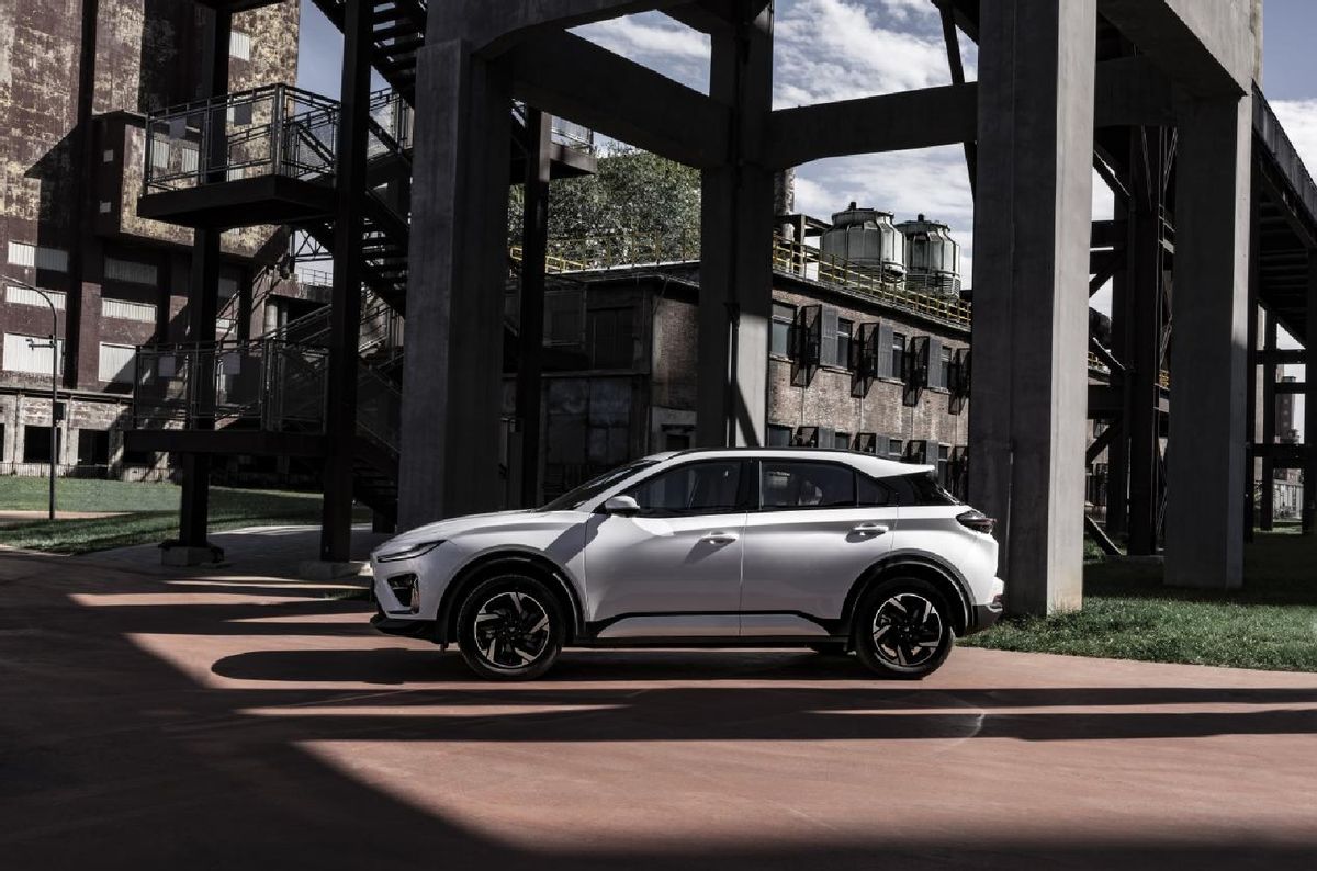 15万内最具性价比的电动SUV选择？睿蓝7和新势力的纠结！