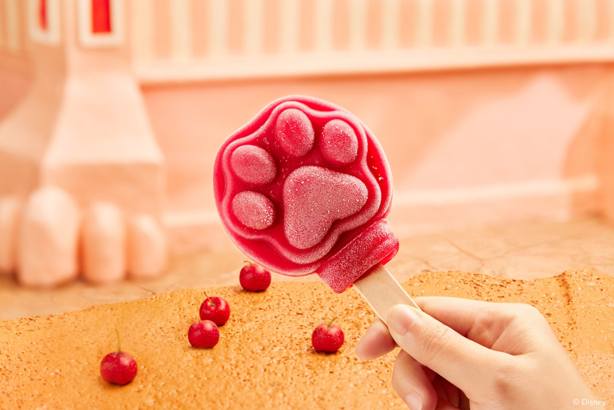 爪爪冰棒.上海迪士尼 供图