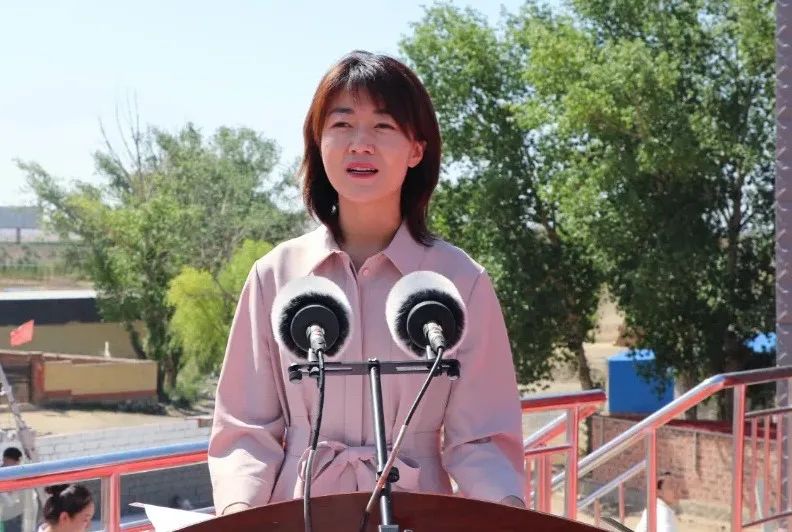 包头市人大常委会决定罢免高瑜的自治区第十四届人民代表大会代表职务