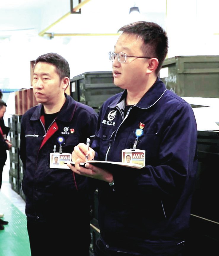航空工业永红郑俊松:三代人矢志航空 守初心逐梦前行|信息化_新浪新闻