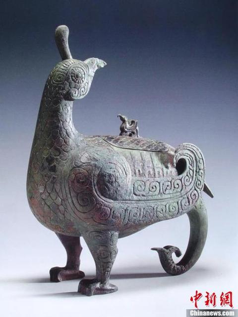 山西博物院"镇馆之宝"晋侯鸟尊出土于临汾曲沃西周晋侯墓地.