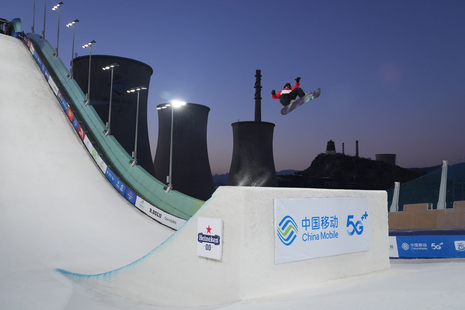 华体会- 华体会体育官方网站- 华体会体育APP下载北京雪世界滑雪场