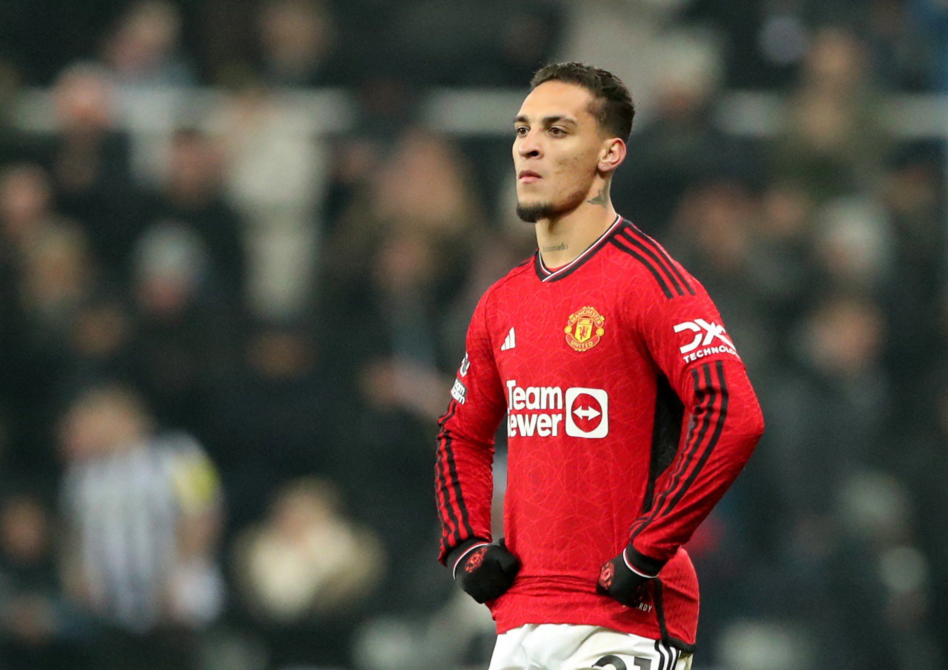 安东尼的进球被判无效.