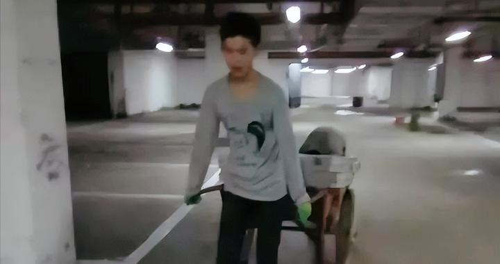 搬砖男孩林万东:高考713分,被嘲考上清华也没用的他,如今怎样|清华大学|林万东|高考_新浪新闻