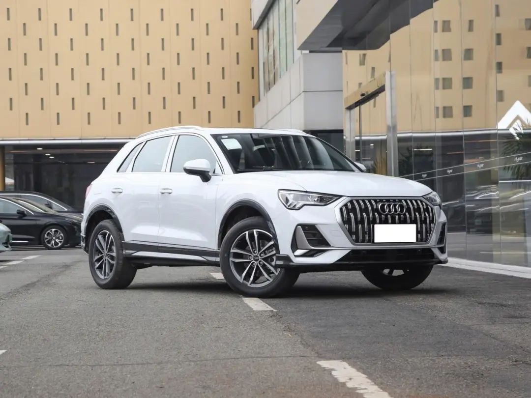 2.0T四驱，降幅超8万，外观大气用料厚道，但配置一般，值吗？