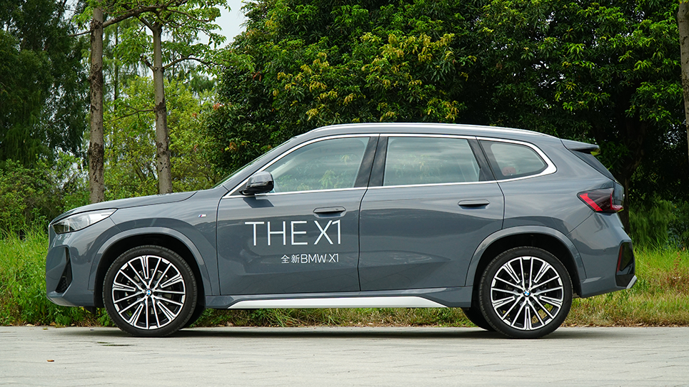 2.0T四驱，降幅超8万，外观大气用料厚道，但配置一般，值吗？