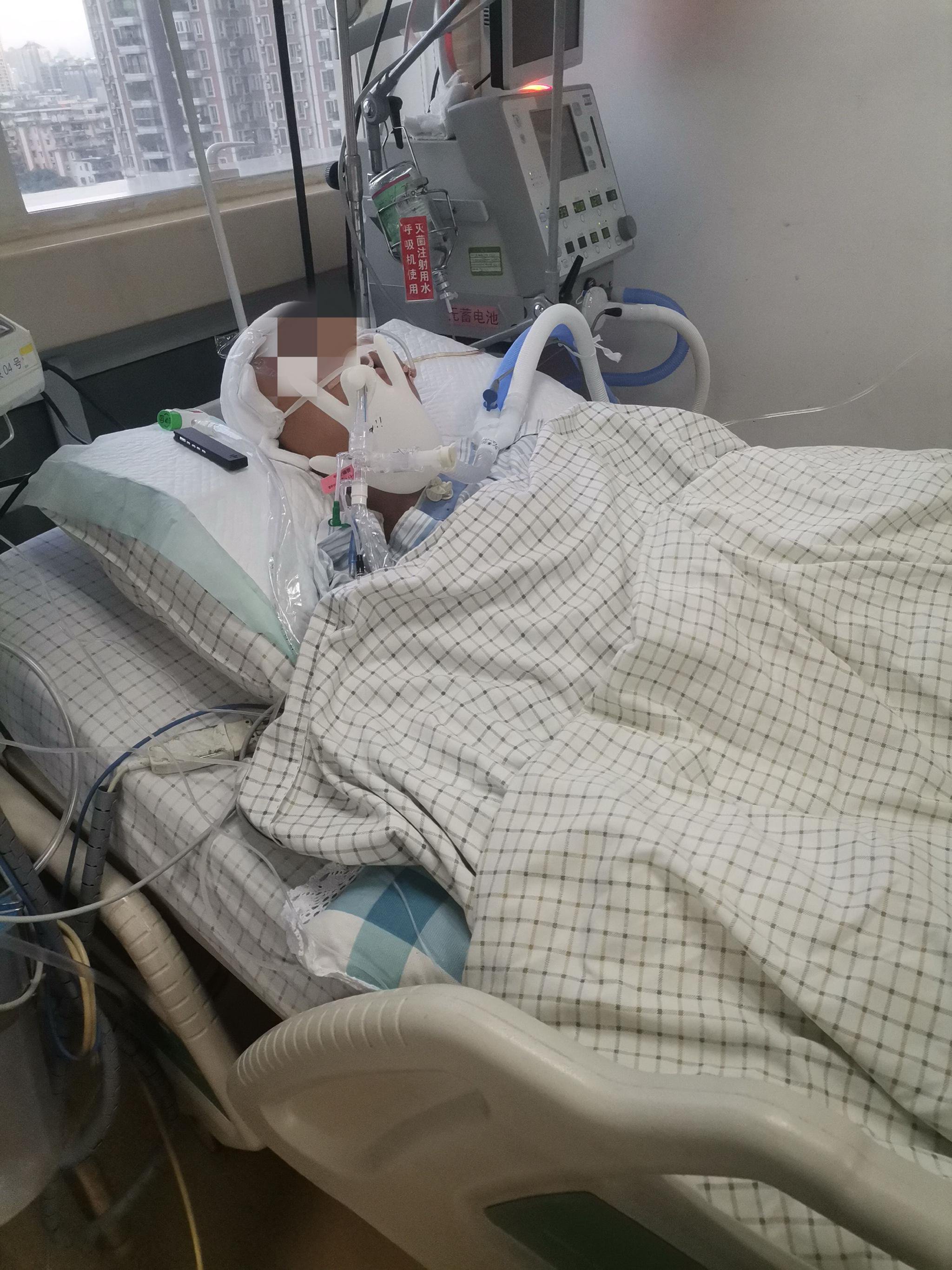 廣東陽春一初中生被同學打傷住院,親屬:仍昏迷,未脫離危險 - 新浪香港