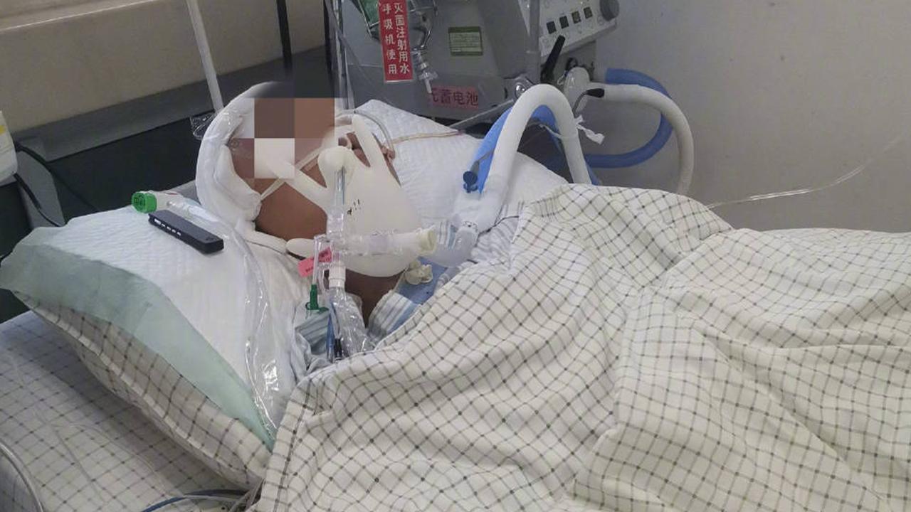 广东阳春13岁男孩班内遭霸凌濒临死亡,参与打人学生实为3人,打人学生家长表示惋惜和意外_新浪新闻