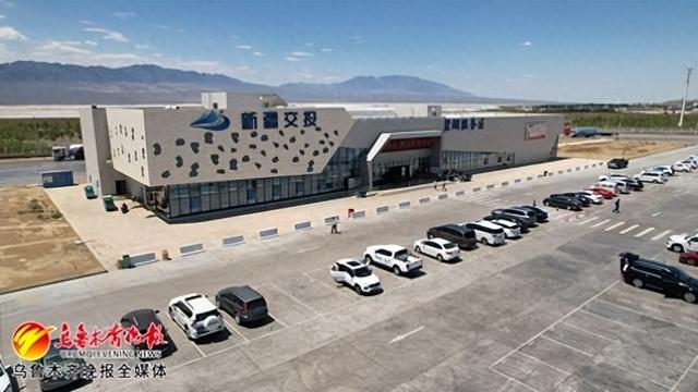 g30连霍高速盐湖服务区.受访者供图