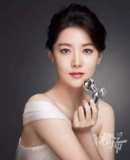 refa的代言人李英爱