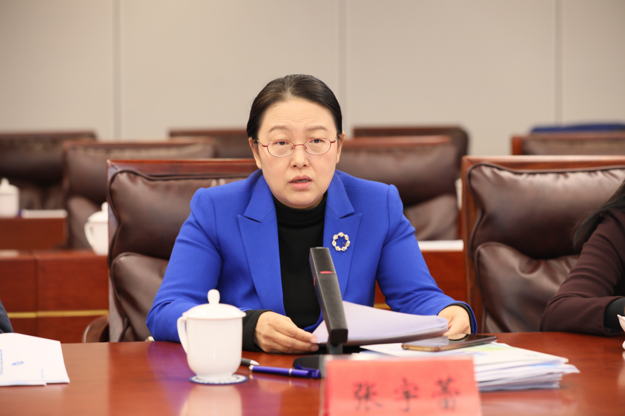 该会议由北京市人民政府副秘书长韩耕主持.