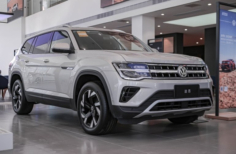 30万级suv霸主之争是选择更硬的途昂还是更柔的揽境