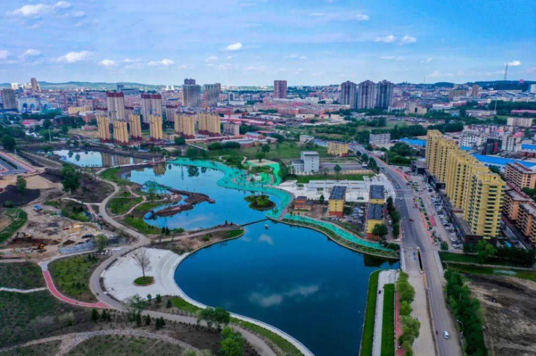 90万鹤岗人,养出一个东北胖东来