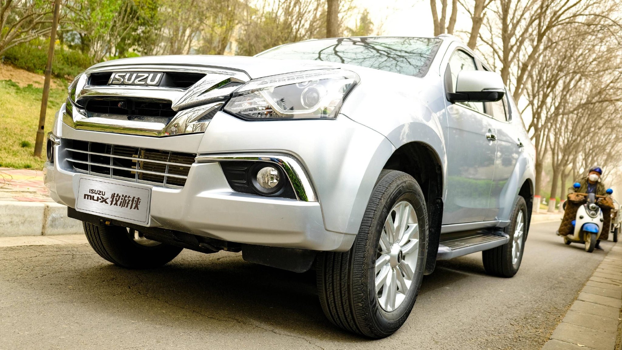 江西五十铃牧游侠汽油版合资硬派越野suv的实力典范