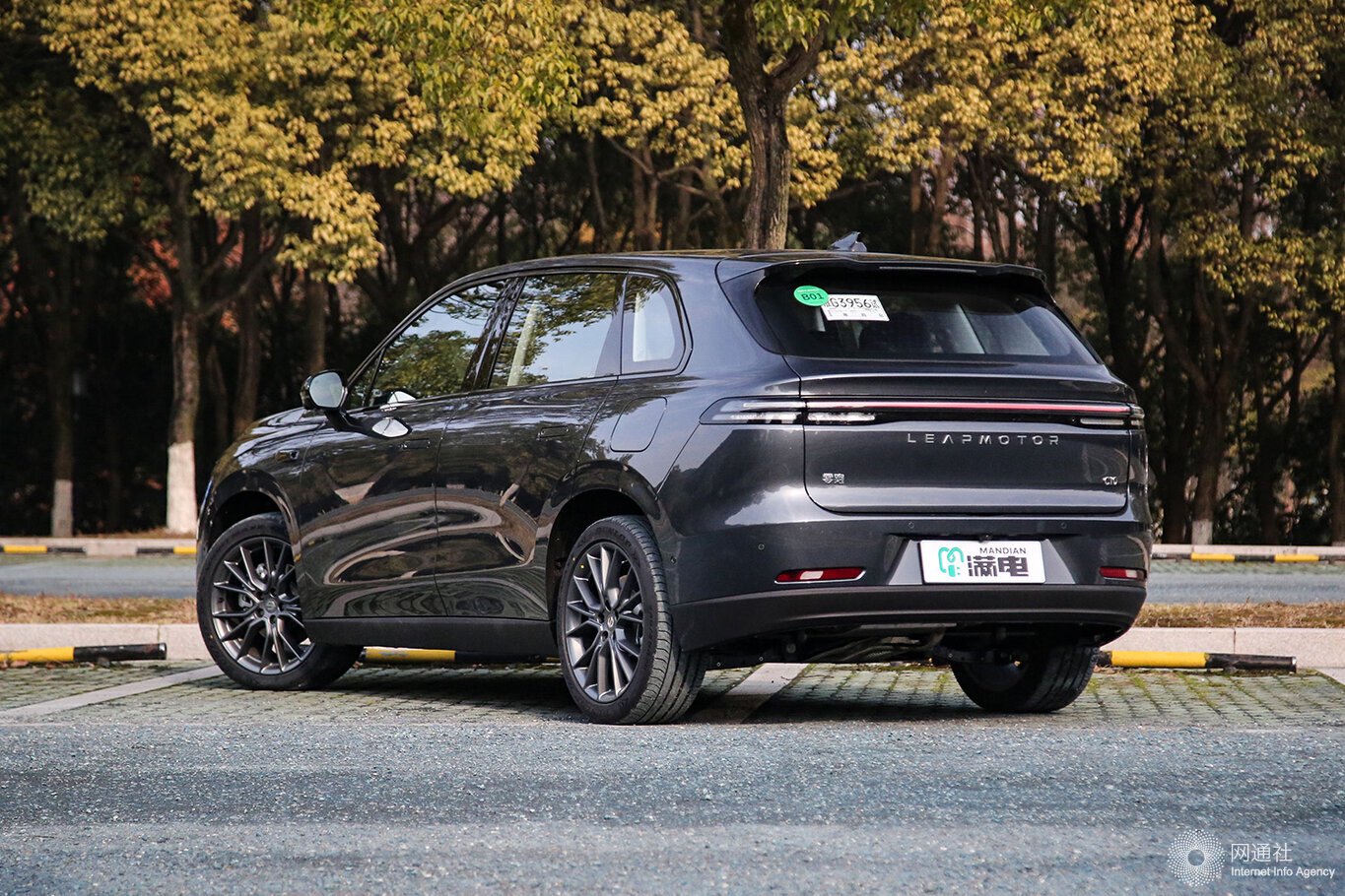 零跑c10将于1月10日预售提供增程纯电动力可选