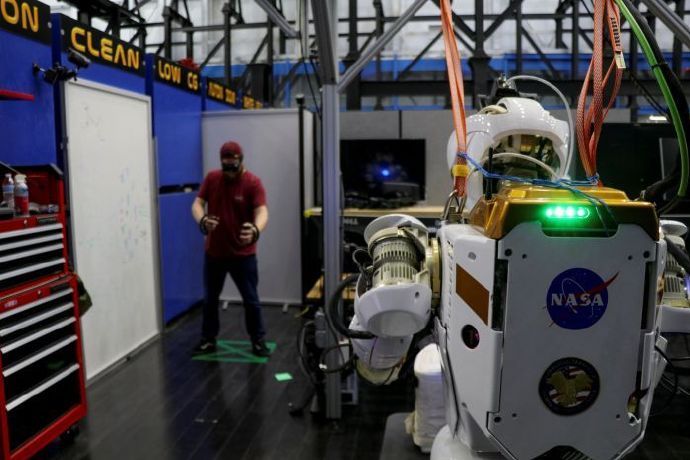 美国计划把人形机器人送往太空|美国国家航空航天局（NASA）|NASA|阿普特罗尼克公司|阿普|人类_新浪新闻