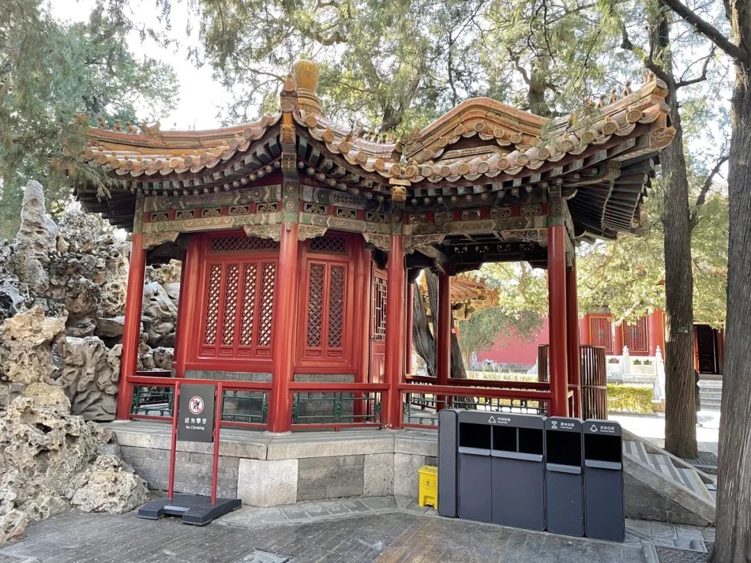 图 &nbsp;20-2 故宫御花园四神祠