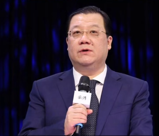 参与赌博,隐瞒境外存款,上报集团原副总经理程峰被公诉