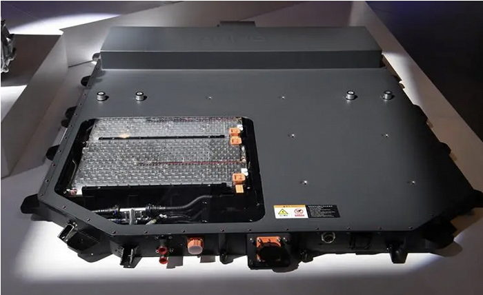 电厂 | 埃安、极氪、蔚来，车企开启自研电池争夺战