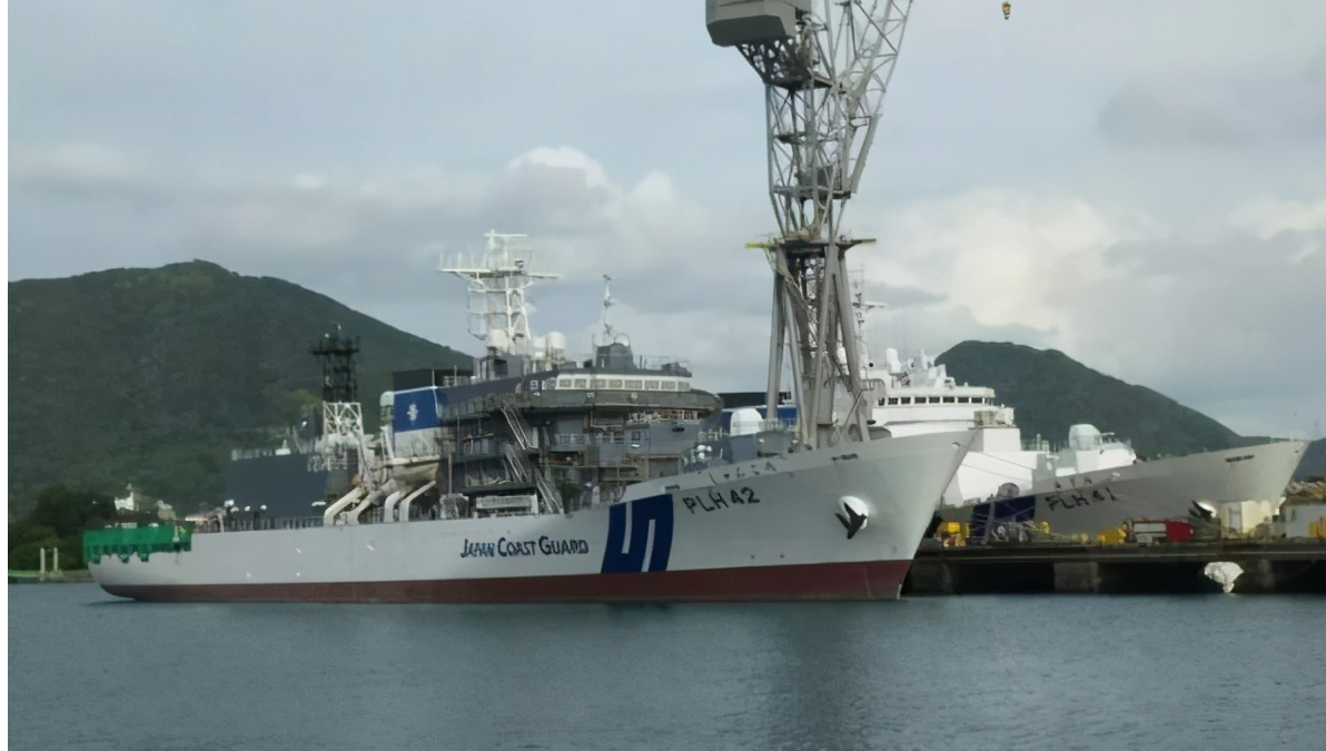 为了增强控制能力，海上保安厅近年来加紧建造大型巡逻舰。