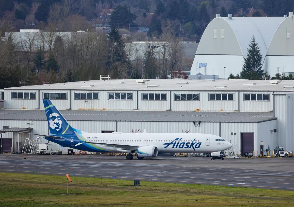 多國航司為何停飛波音737 max 9型客機_新浪財經_新浪