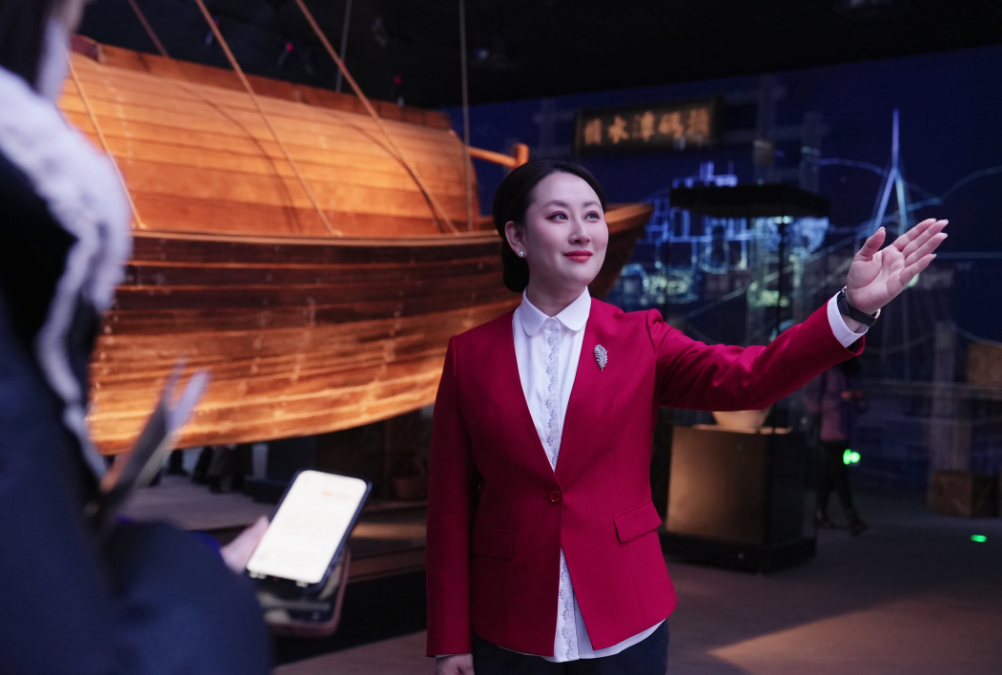 "金牌讲解员"坐镇,"运河之舟"里讲北京|北京市_新浪财经_新浪网