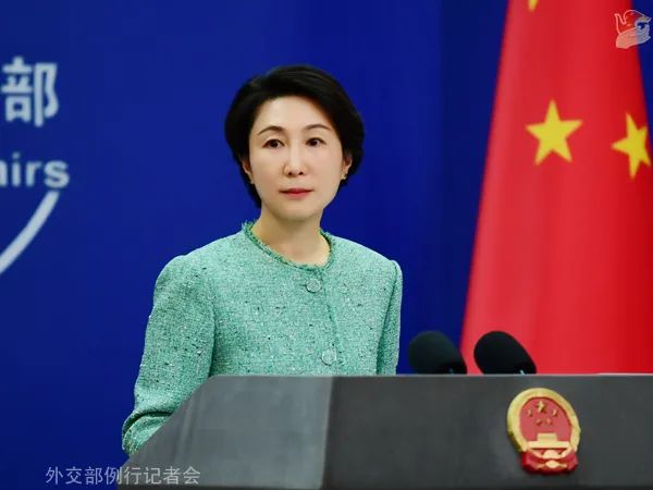 翻山越岭的誓言，抵不过一墙之隔的真心v4.4.1 官方安卓版