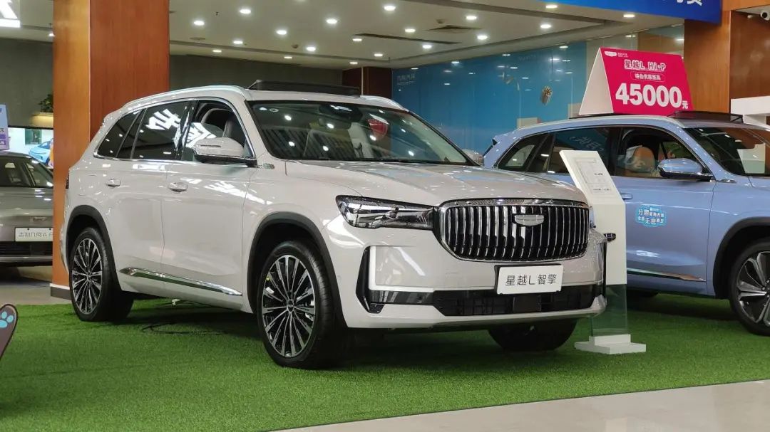 5.2米大5座，自带2米大床，15万多买顶配，过年倍儿有面