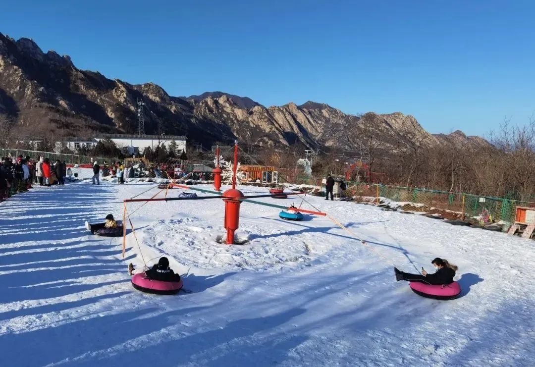 超好玩!在凤凰岭邂逅"冰雪奇缘"