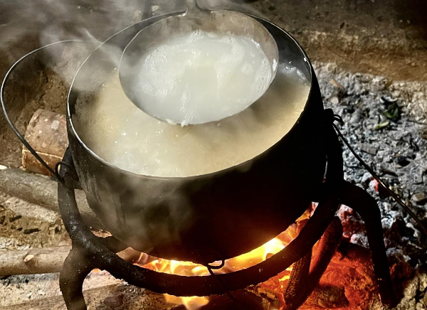 贵州山居品山珍·小红书博主畅行黔东南的一月|腊肉_新浪财经_新浪网