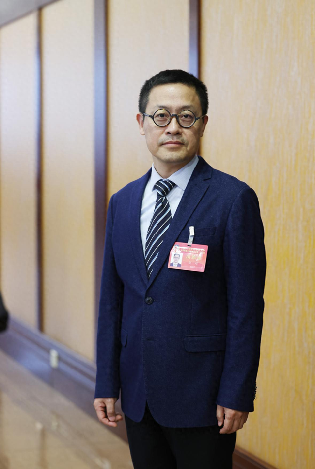 提案故事:用智慧养老服务点亮"银发族"生活|赵超_新浪财经_新浪网