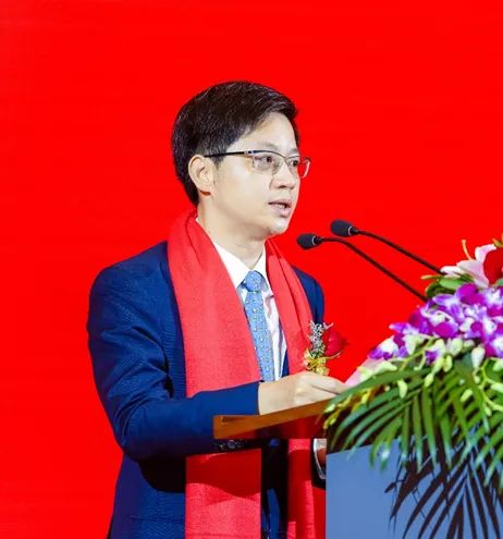 国泰君安迎"75后"新总裁|国泰君安_新浪财经_新浪网