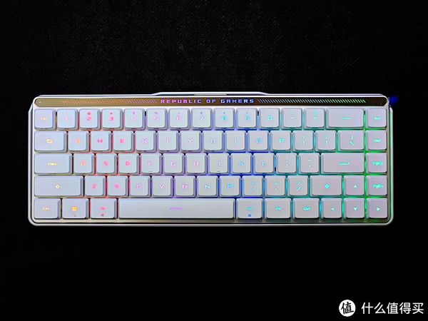 ROG 魔导士 RX LP 测评: 目前最顶级的矮轴游戏键盘|罗技(Logitech)|设计|光轴|防尘盖|触控_新浪新闻